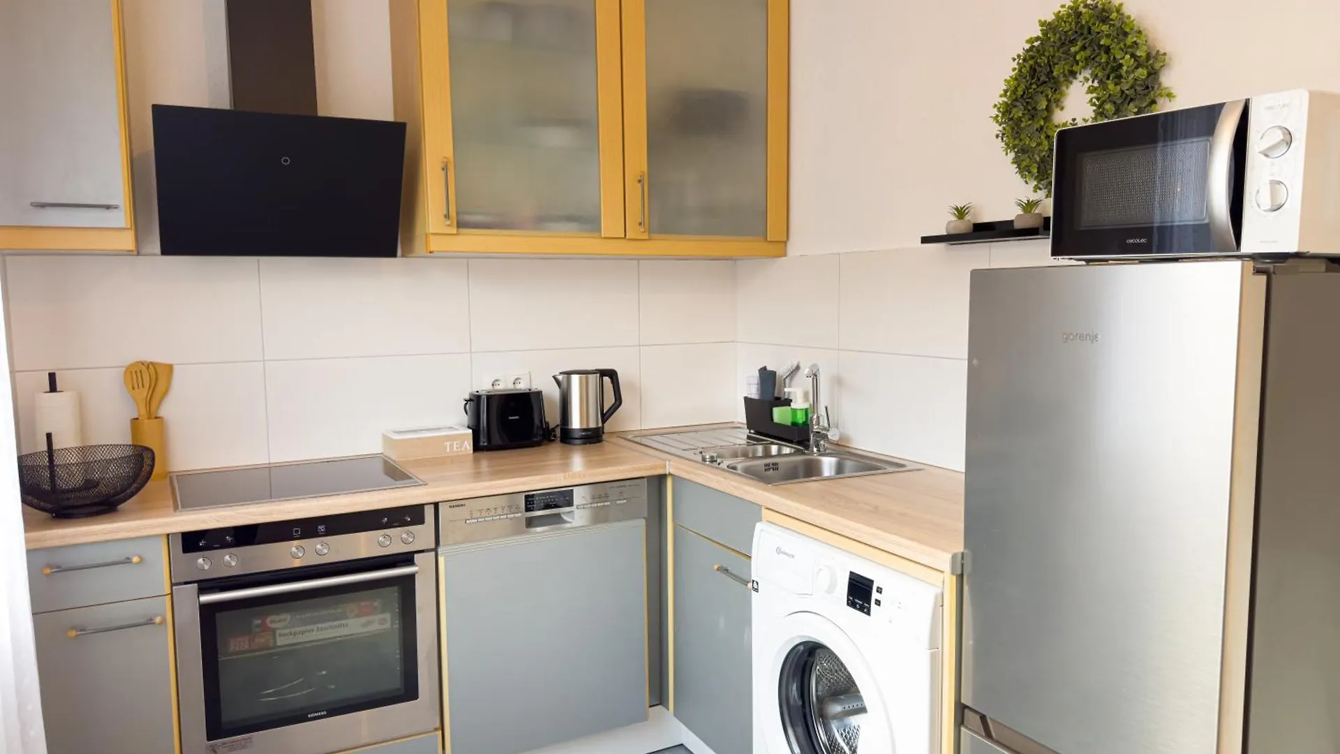 Immostay G#3 Zentrales Apartment Mit Balkonblick Bremen Germany