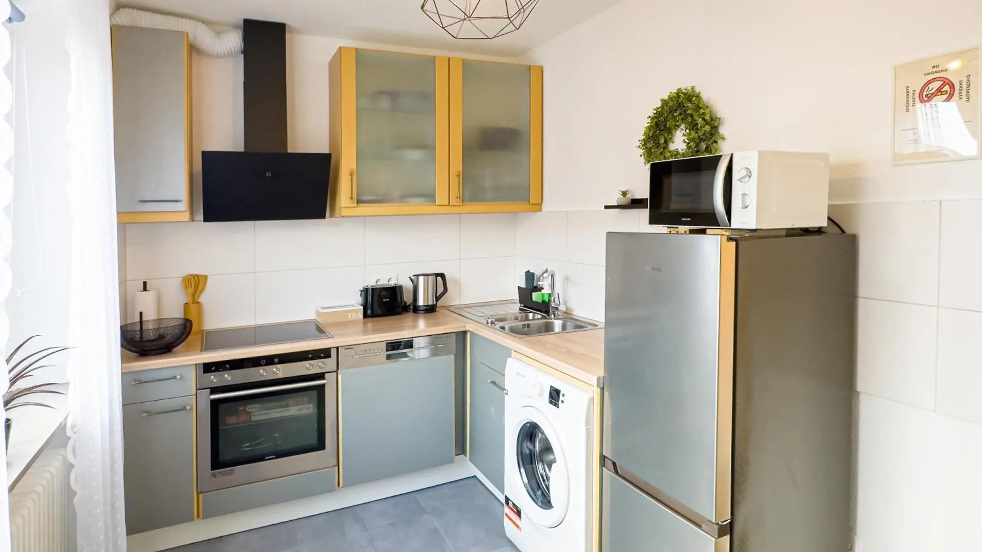 Immostay G#3 Zentrales Apartment Mit Balkonblick Bremen 0*,  Germany